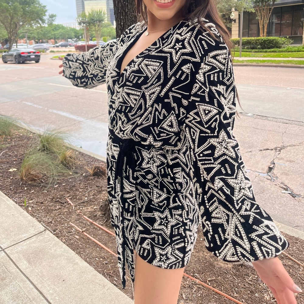 RETROFETE PEARL STAR SEQUIN ROBE  SIZE XS $350 OBO PERFECT FOR ERAS TOUR